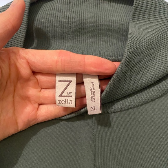 Zella Long Sleeve - Picture 2 of 3